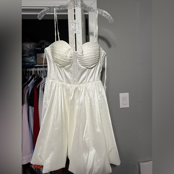 B Darlin White Prom Dress - Picture 1 of 5